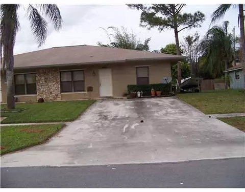 6221 Allen St, Jupiter, FL 33458 photo 2