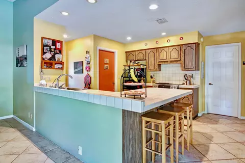 89 Pinehill Trl W, Tequesta, FL 33469 photo 8
