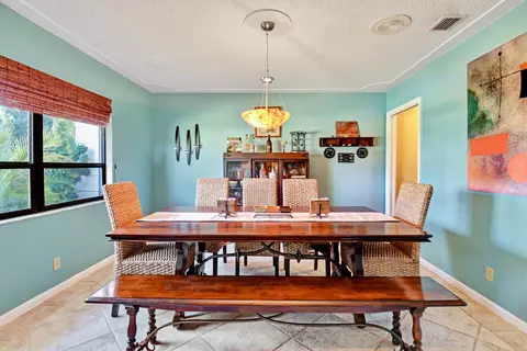 89 Pinehill Trl W, Tequesta, FL 33469 photo 6
