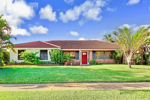 89 Pinehill Trl W, Tequesta, FL 33469 photo 1