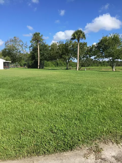 5107 SE 42nd St, Okeechobee, FL 34974 photo 1