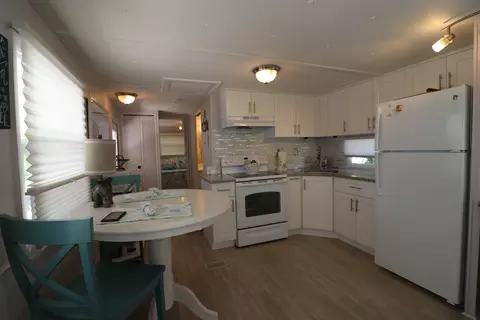 20 Cedar Dr #E, Briny Breezes, FL 33435 photo 15
