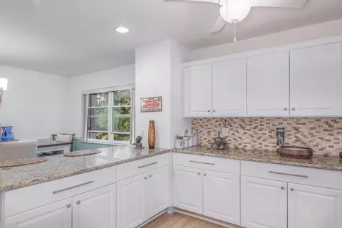 322 SW Ridge Ln, Stuart, FL 34994 photo 4