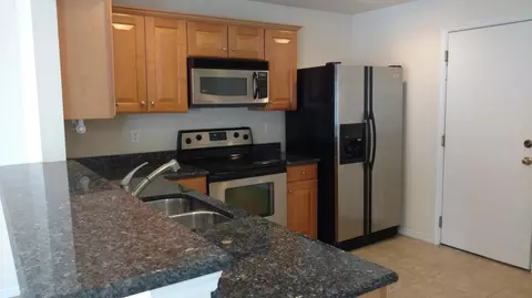4226 SE Graham Dr, Stuart, FL 34997 photo 7