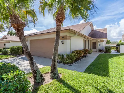 186 Ridge Rd, Jupiter, FL 33477 photo 2