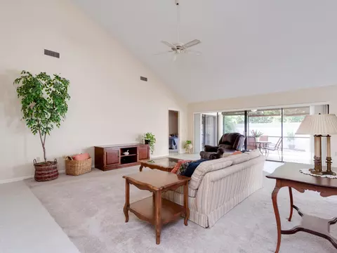 186 Ridge Rd, Jupiter, FL 33477 photo 4