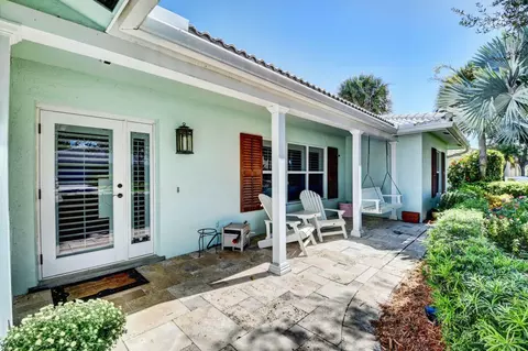 1620 SW 7th Ter, Boca Raton, FL 33486 photo 2