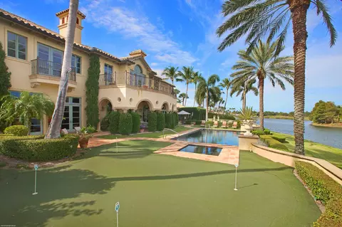238 Locha Dr, Jupiter, FL 33458 photo 2
