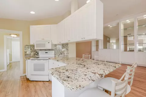 1075 SW Balmoral Trce, Stuart, FL 34997 photo 6