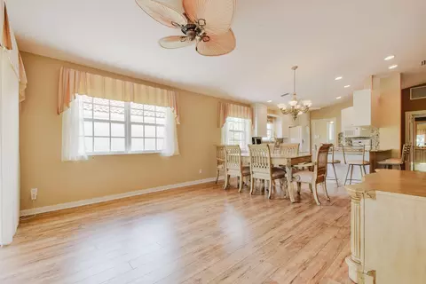 1075 SW Balmoral Trce, Stuart, FL 34997 photo 11