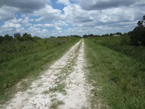 20868 NW 284th St, Okeechobee, FL 34972 photo 3