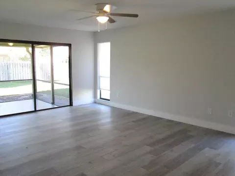 3005 SE Glasgow Dr, Stuart, FL 34997 photo 10
