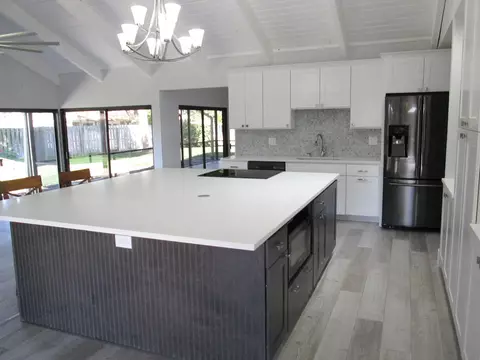 3005 SE Glasgow Dr, Stuart, FL 34997 photo 4