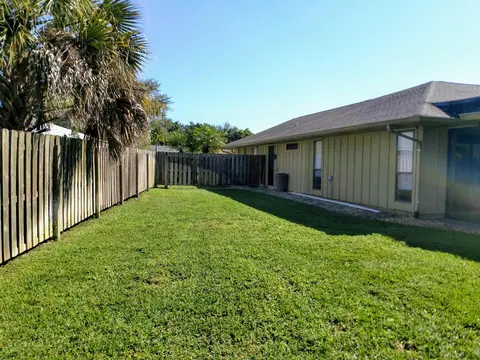 3005 SE Glasgow Dr, Stuart, FL 34997 photo 27
