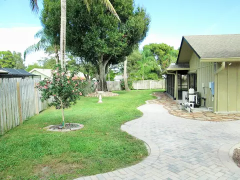 3005 SE Glasgow Dr, Stuart, FL 34997 photo 22
