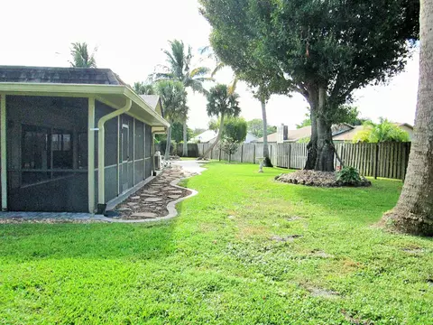 3005 SE Glasgow Dr, Stuart, FL 34997 photo 24