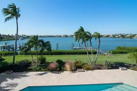 6900 SE Harbor Cir, Stuart, FL 34996 photo 9