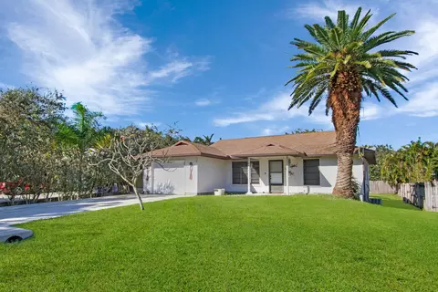 3755 SE Middle St, Stuart, FL 34997 photo 1