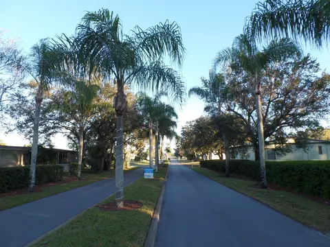 2648 SW Thunderbird Trl, Stuart, FL 34997 photo 38