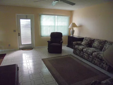 1089 Guildford E, Boca Raton, FL 33434 photo 3