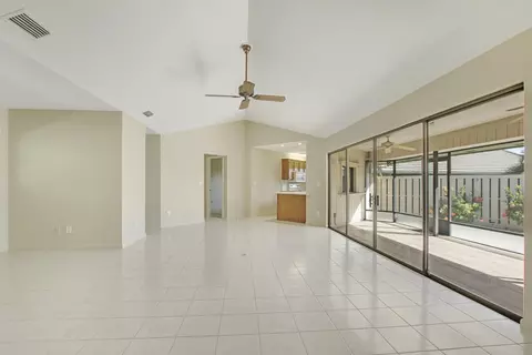 1127 E Seminole Ave #13B, Jupiter, FL 33477 photo 13