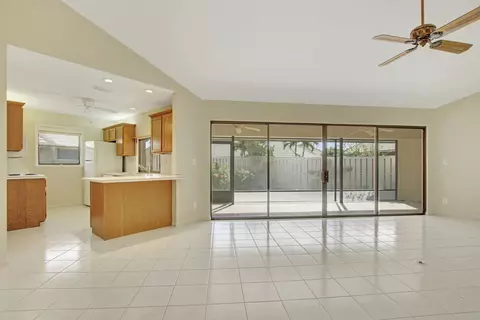 1127 E Seminole Ave #13B, Jupiter, FL 33477 photo 5