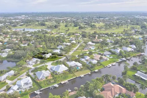 1939 NW Pine Tree Way, Stuart, FL 34994 photo 5
