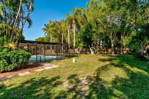 1939 NW Pine Tree Way, Stuart, FL 34994 photo 3