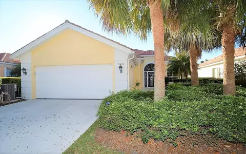 1430 SW Eagleglen Pl, Stuart, FL 34997 photo 6