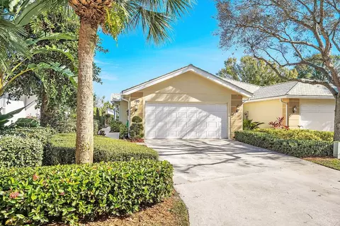 193 Brier Cir, Jupiter, FL 33458 photo 3