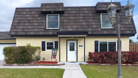 261 SE Villas St, Stuart, FL 34994 photo 23