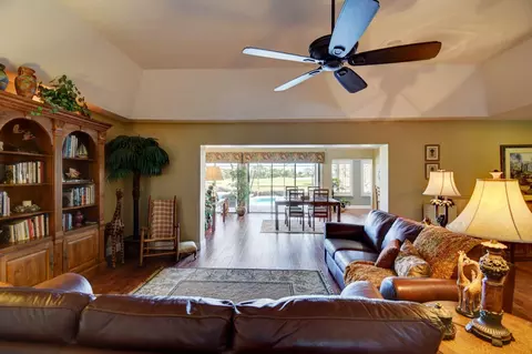 5381 SE Burning Tree Cir, Stuart, FL 34997 photo 18