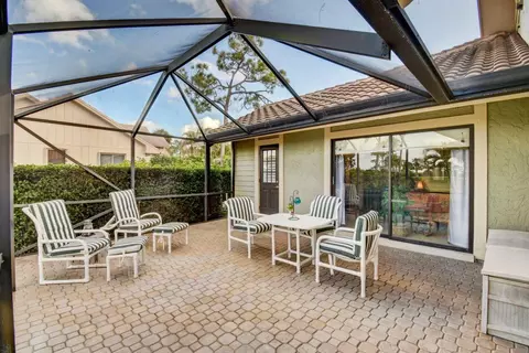 5381 SE Burning Tree Cir, Stuart, FL 34997 photo 13
