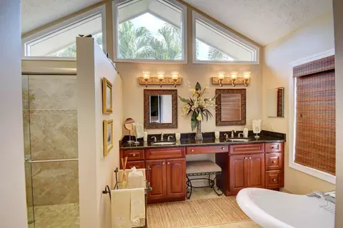 5381 SE Burning Tree Cir, Stuart, FL 34997 photo 4