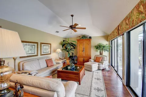 5381 SE Burning Tree Cir, Stuart, FL 34997 photo 22
