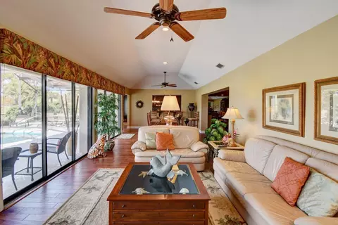 5381 SE Burning Tree Cir, Stuart, FL 34997 photo 23