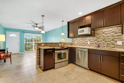 4485 SE Beaver Ln, Stuart, FL 34997 photo 4