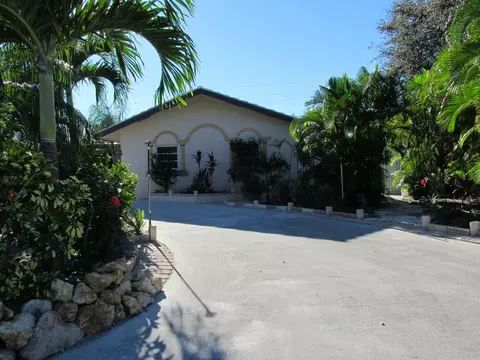 121 Fairview E, Tequesta, FL 33469 photo 3
