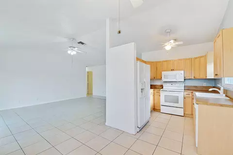 120 Timberline Dr, Jupiter, FL 33458 photo 9