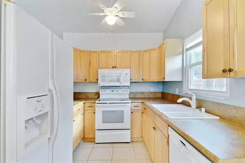 120 Timberline Dr, Jupiter, FL 33458 photo 11