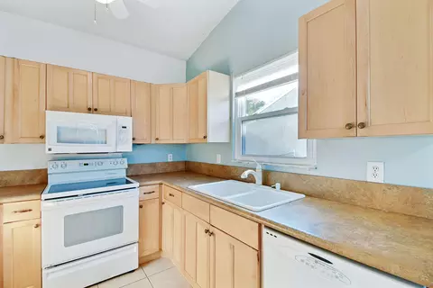 120 Timberline Dr, Jupiter, FL 33458 photo 13