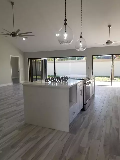 108 Ridge Rd, Jupiter, FL 33477 photo 3