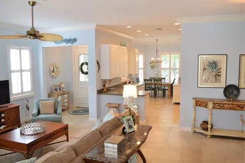 207 Caravelle Dr, Jupiter, FL 33458 photo 12