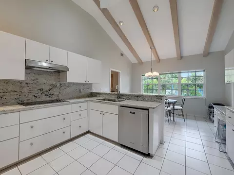 6360 Longleaf Pine Dr, Jupiter, FL 33458 photo 9