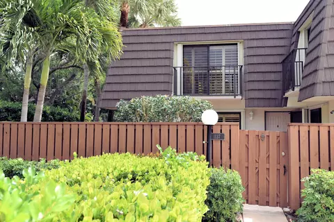1137 11th Ct, Jupiter, FL 33477 photo 1