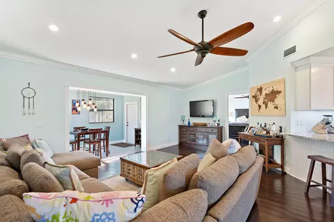 136 Arrowhead Cir, Jupiter, FL 33458 photo 11