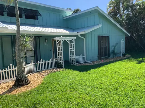 366 Cardinal Trl, Stuart, FL 34997 photo 1