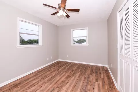 1009 SE Hall St, Stuart, FL 34996 photo 21