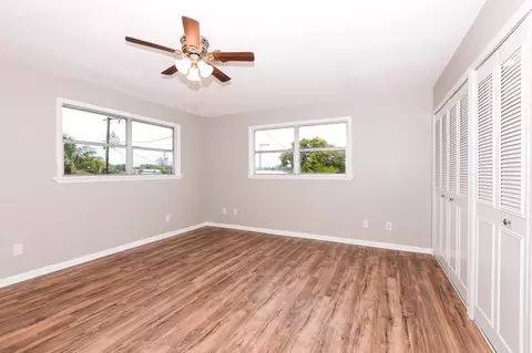 1009 SE Hall St, Stuart, FL 34996 photo 19