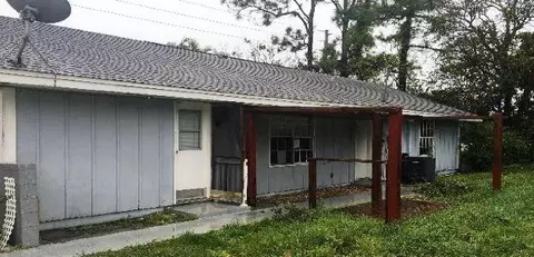 6038 SE Avalon Dr, Stuart, FL 34997 photo 1